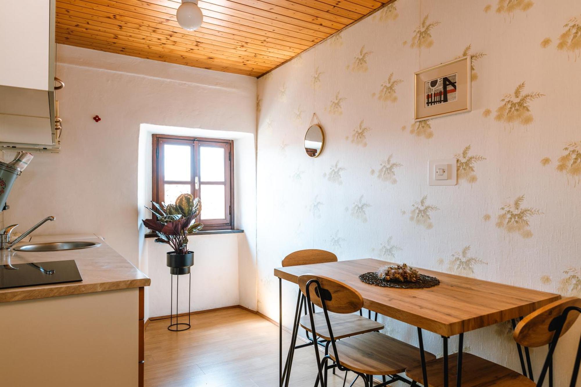 Apartment Valetovi Štanjel Buitenkant foto