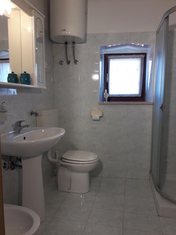 Apartment Valetovi Štanjel Buitenkant foto